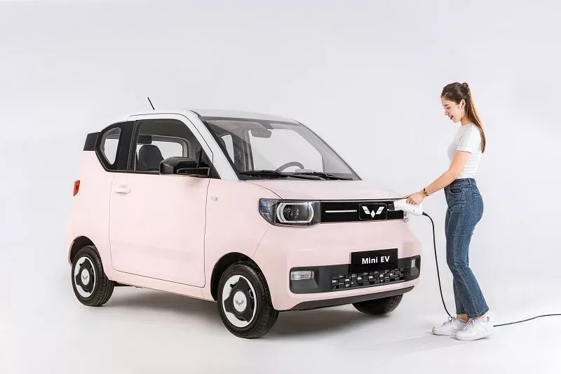 KHẢ NĂNG SẠC PIN CỦA XE ĐIỆN WULING: BẤT CỨ ĐÂU, BẤT CỨ NƠI NÀO CÓ DÒNG ĐIỆN 220V